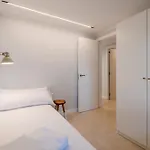 Flateli Pda Centre *